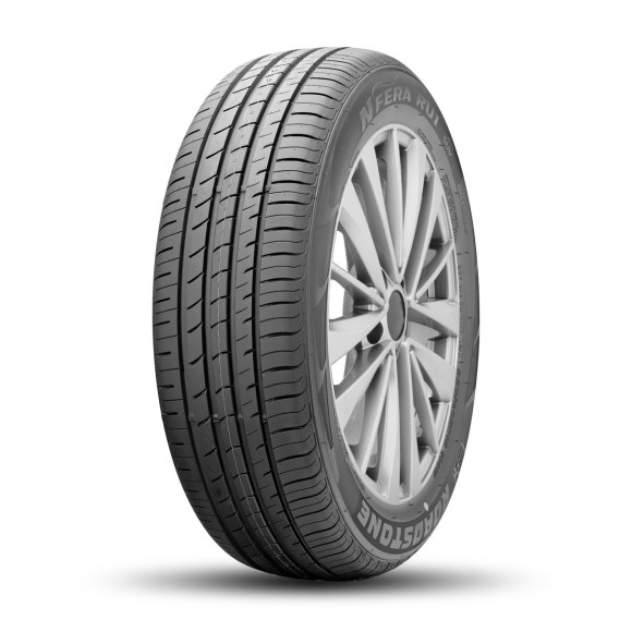 Шины Roadstone  235/50/18  V 101 N'Fera RU1