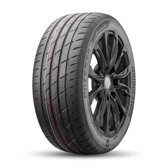 Шины Bridgestone 235/45/17 W 97 Adrenalin RE004 Шины Bridgestone 235/45/17 W 97 Adrenalin RE004